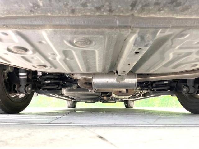 Toyota NOAH 2019-01 185894-19