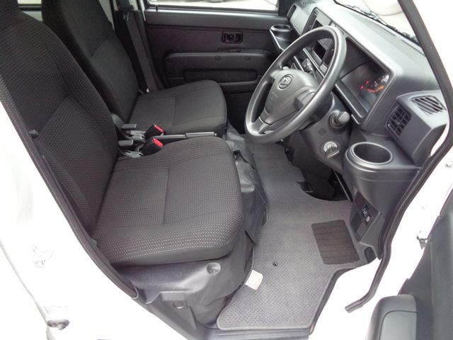 Daihatsu HIJET CARGO 2020-11 2677-4