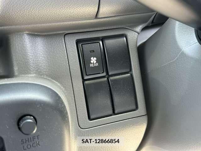 Suzuki EVERY 2023-02 301643-15