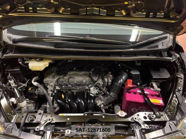 Toyota VOXY 2019-07 370481-19