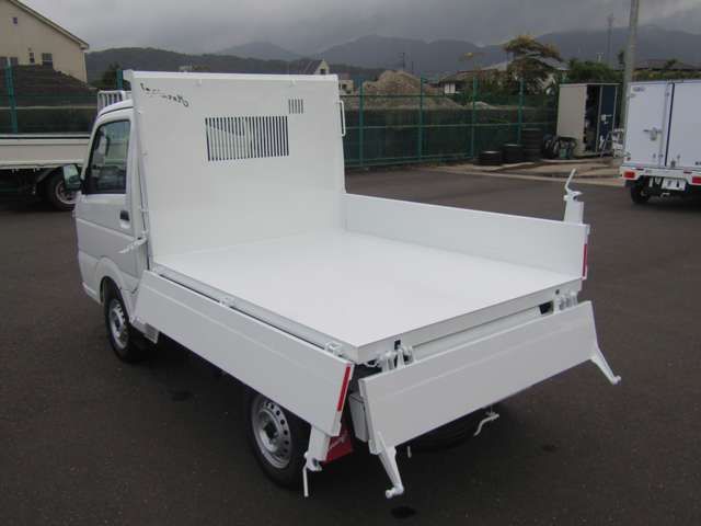 Suzuki CARRY TRUCK 2023-10 14532-7