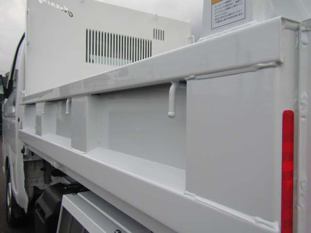 Suzuki CARRY TRUCK 2023-10 14532-10
