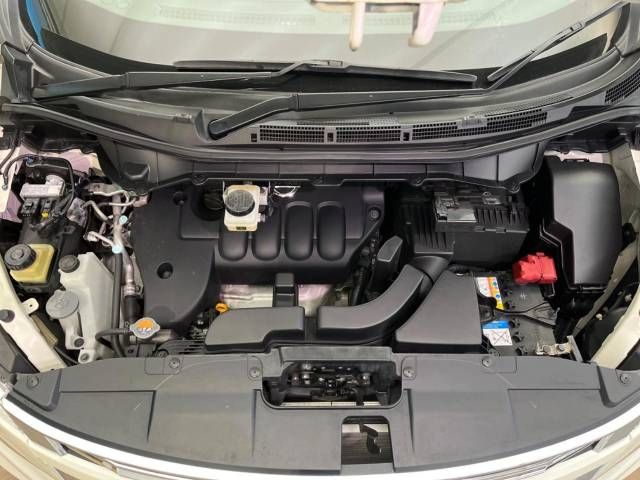 Nissan ELGRAND 2019-09 21681-18