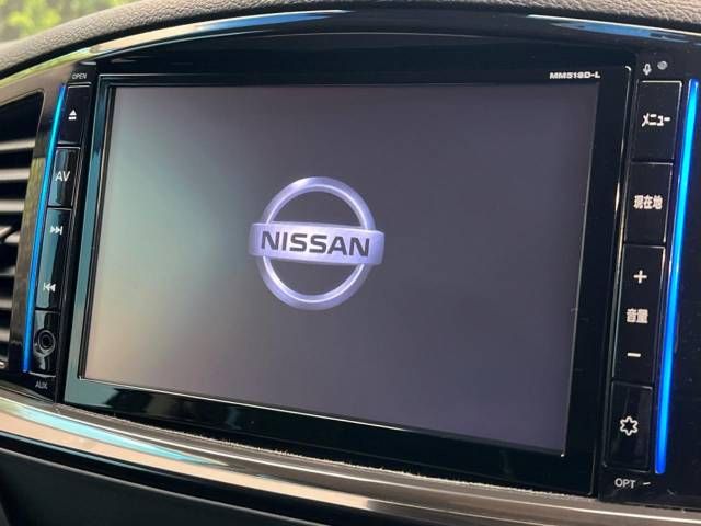 Nissan ELGRAND 2019-09 21681-2