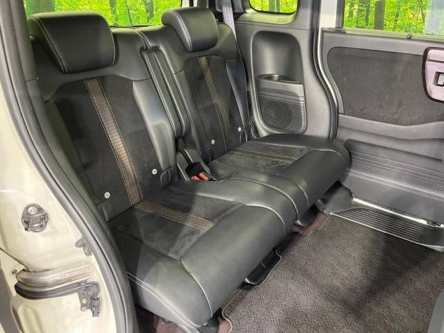 Honda N BOX CUSTOM 2018-03 183126-9