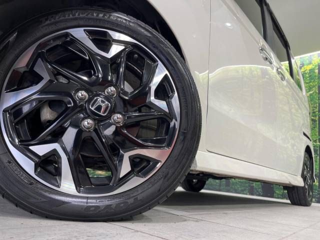 Honda N BOX CUSTOM 2018-03 183126-12
