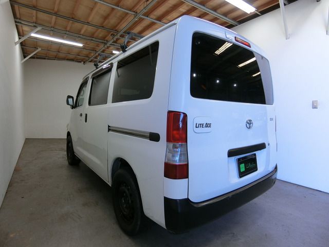 Toyota LITEACE VAN 2012-11 11835-12