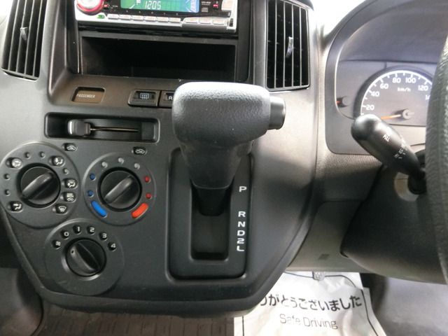 Toyota LITEACE VAN 2012-11 11835-4