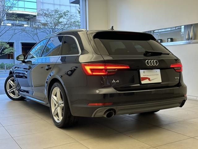 Audi A4 2017-12 21102-5