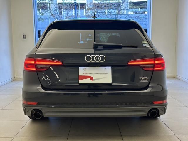 Audi A4 2017-12 21102-3
