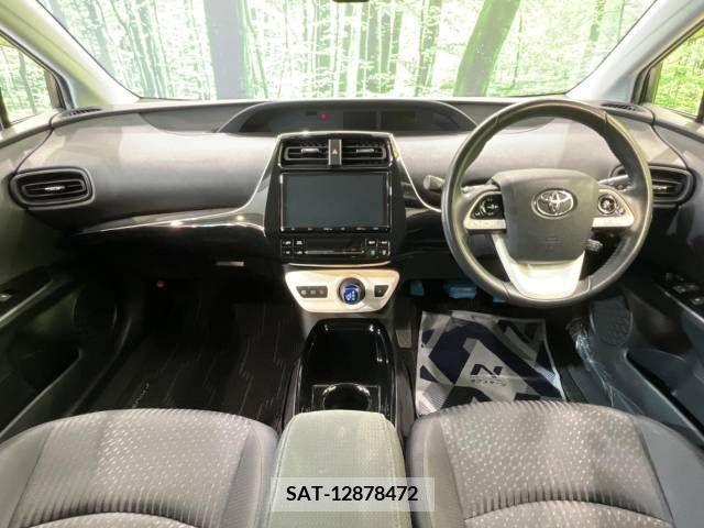 Toyota PRIUS 2018-11 329905-1