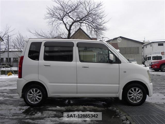 Mazda AZ-WAGON 2005-01 257237-3