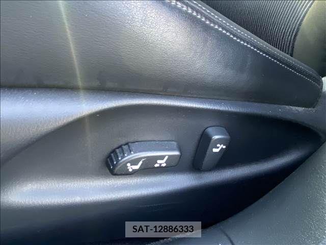 Nissan FUGA 2010-01 324772-23