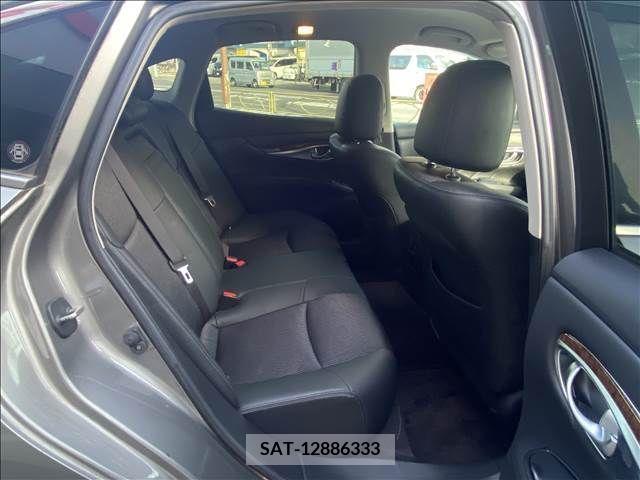 Nissan FUGA 2010-01 324772-12