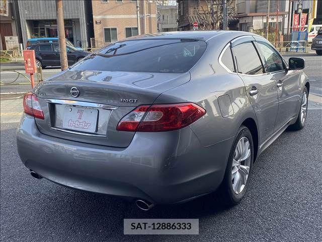 Nissan FUGA 2010-01 324772-5