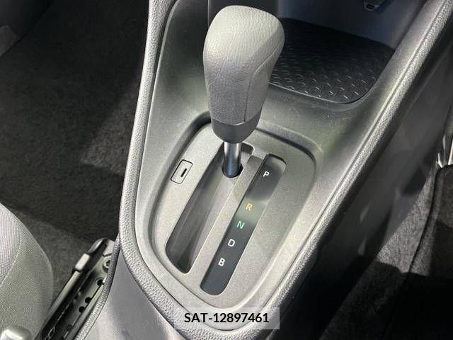 Toyota YARIS 2020-03 231471-19