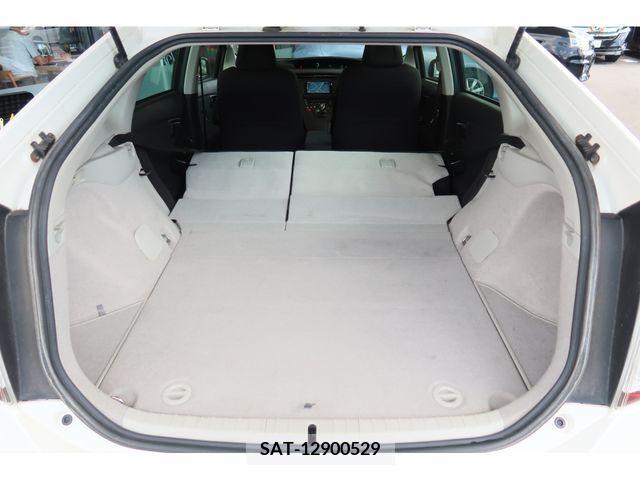 Toyota PRIUS 2012-12 366547-27