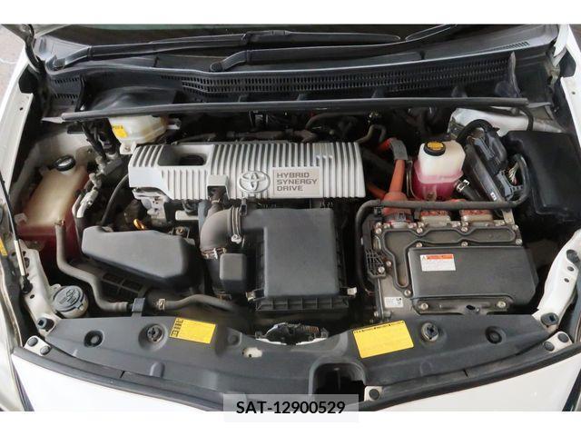 Toyota PRIUS 2012-12 366547-16