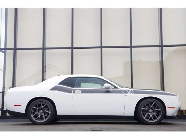 Dodge CHALLENGER 2018-08 1203-7