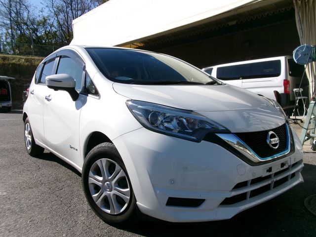 Nissan NOTE 2018-11 190530-0