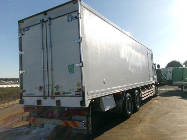 Isuzu GIGA 2018-01 27219-5