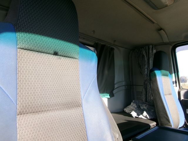 Isuzu GIGA 2018-01 27219-22