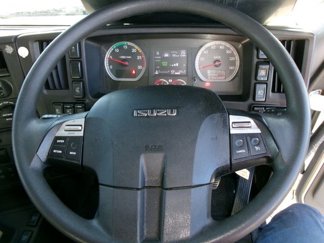 Isuzu GIGA 2018-01 27219-12