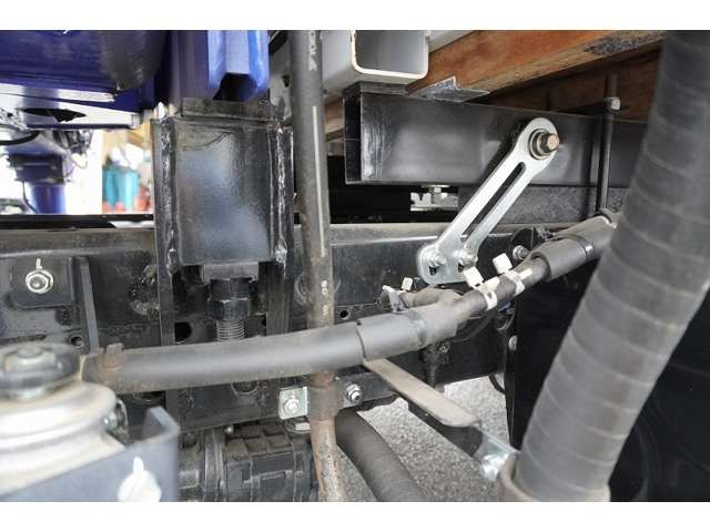 Isuzu ELF TRUCK 2019-09 193705-10