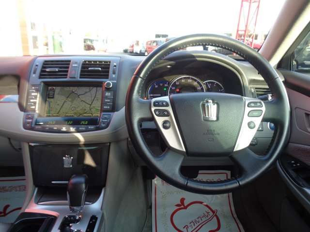 Toyota CROWN SEDAN 2010-05 3106-12