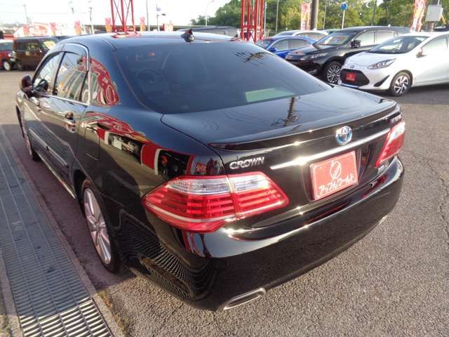 Toyota CROWN SEDAN 2010-05 3106-5