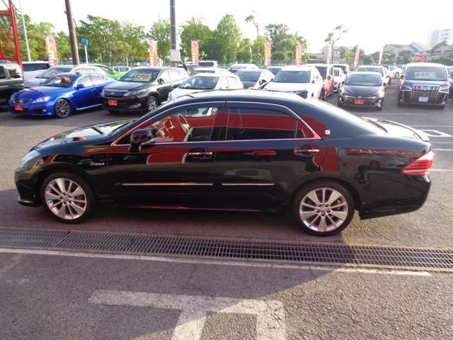 Toyota CROWN SEDAN 2010-05 3106-4