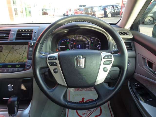Toyota CROWN SEDAN 2010-05 3106-13