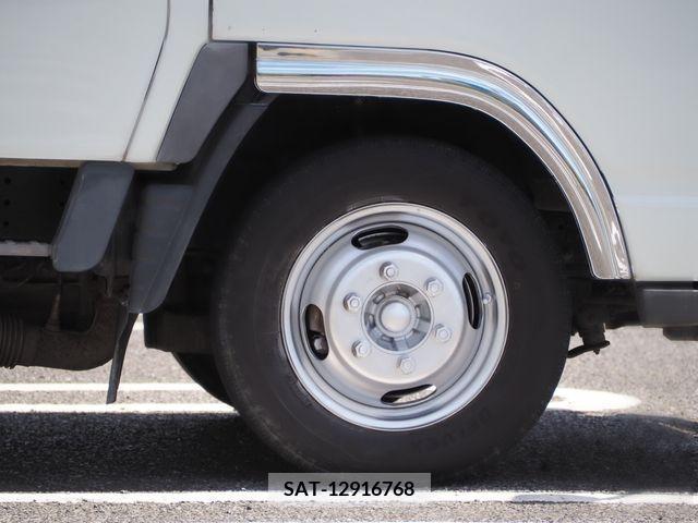 Mitsubishi CANTER 2013-04 343957-7