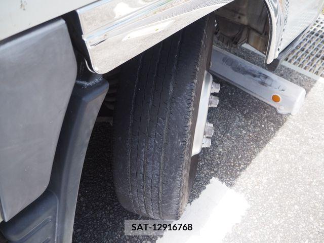 Mitsubishi CANTER 2013-04 343957-28