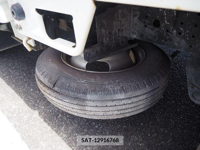Mitsubishi CANTER 2013-04 343957-24