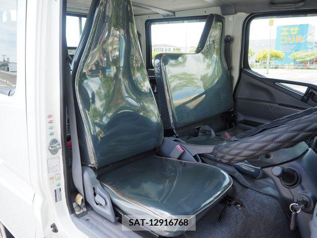 Mitsubishi CANTER 2013-04 343957-17