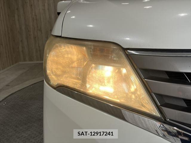 Nissan SERENA 2011-04 381007-27