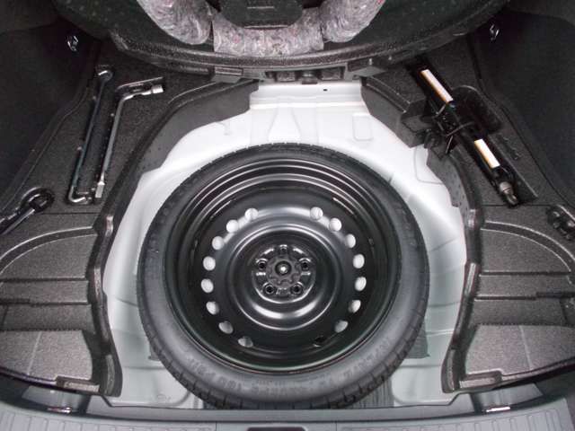 Toyota PRIUS 2019-09 1862-17