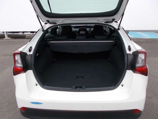 Toyota PRIUS 2019-09 1862-15