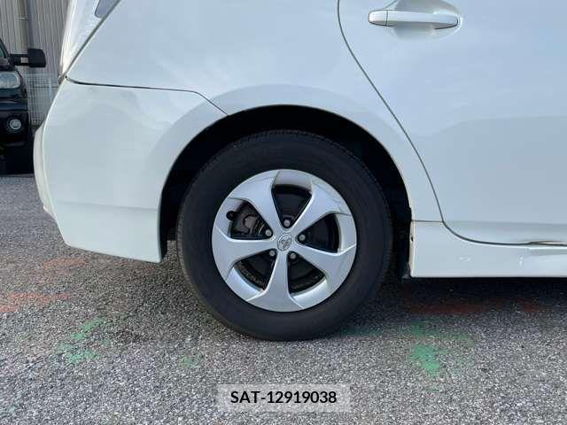 Toyota PRIUS 2012-02 387232-10