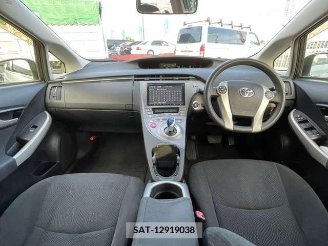 Toyota PRIUS 2012-02 387232-13