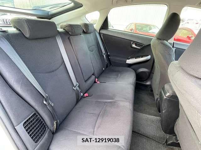 Toyota PRIUS 2012-02 387232-19