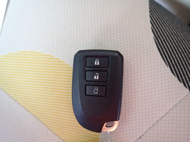 Toyota PORTE 2016-09 2872-23