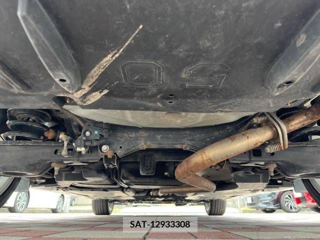 Toyota SAI 2013-01 378074-19