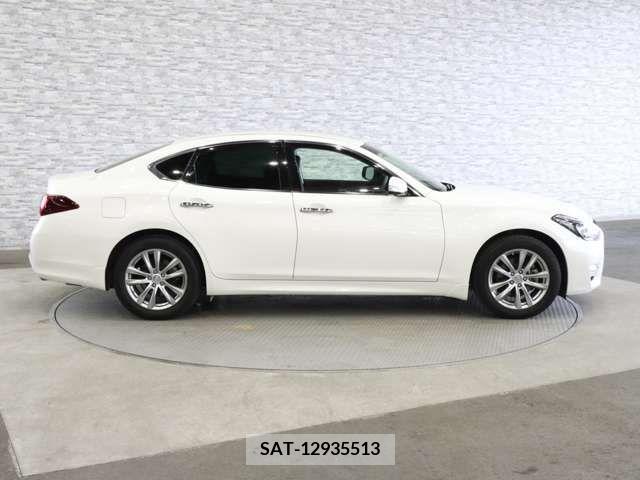 Nissan FUGA 2019-09 360764-11