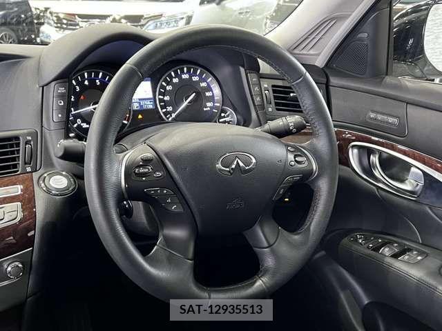 Nissan FUGA 2019-09 360764-17
