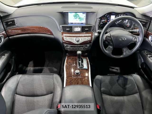 Nissan FUGA 2019-09 360764-16