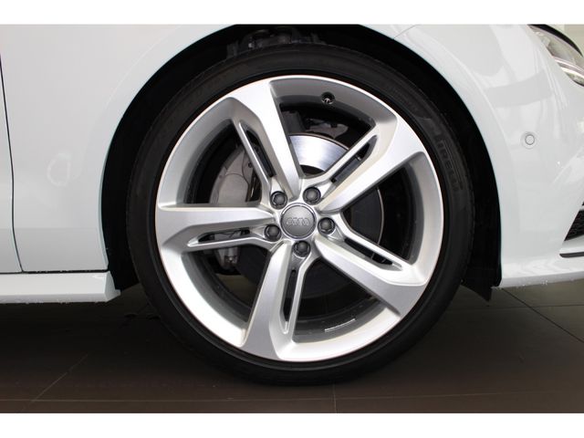 Audi A7 2017-10 6824-5