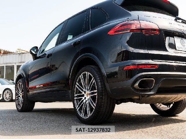 Porsche CAYENNE 2017-05 320093-12
