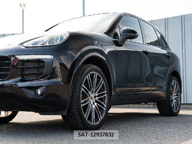 Porsche CAYENNE 2017-05 320093-10